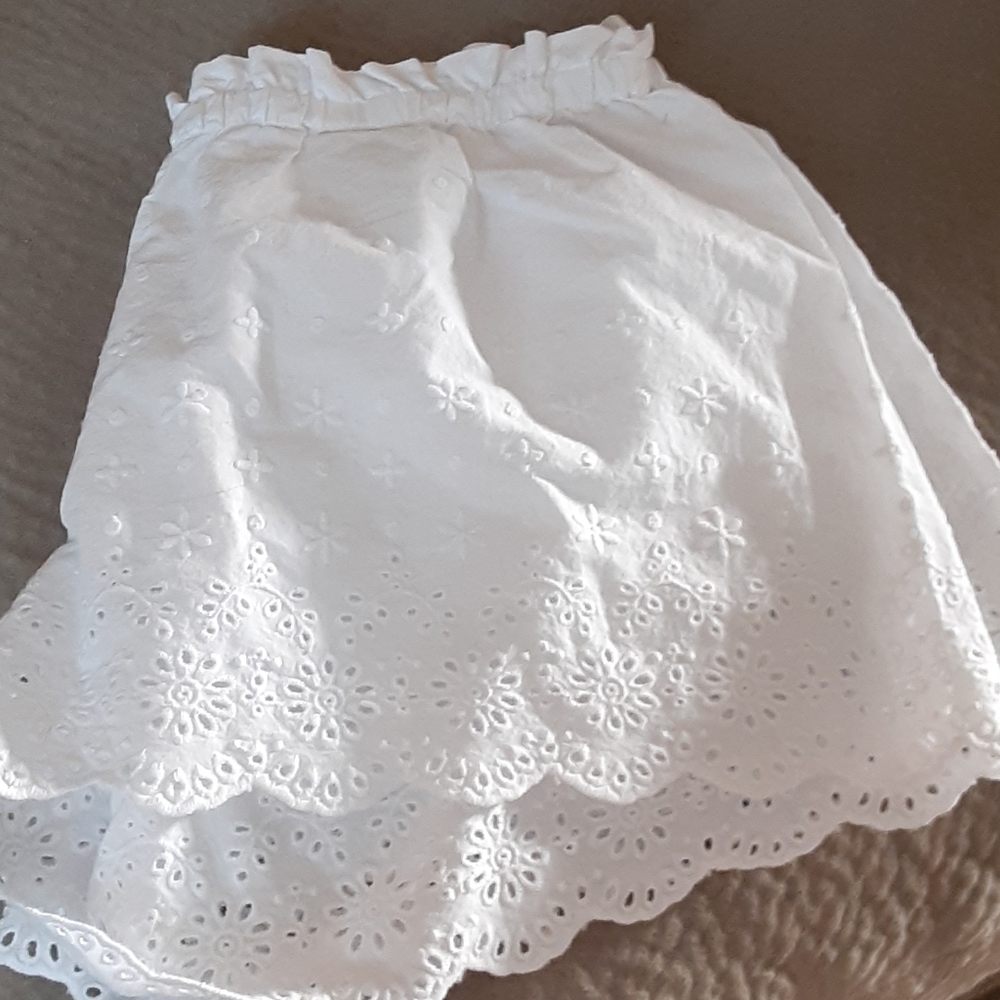 Hollister white shorts
